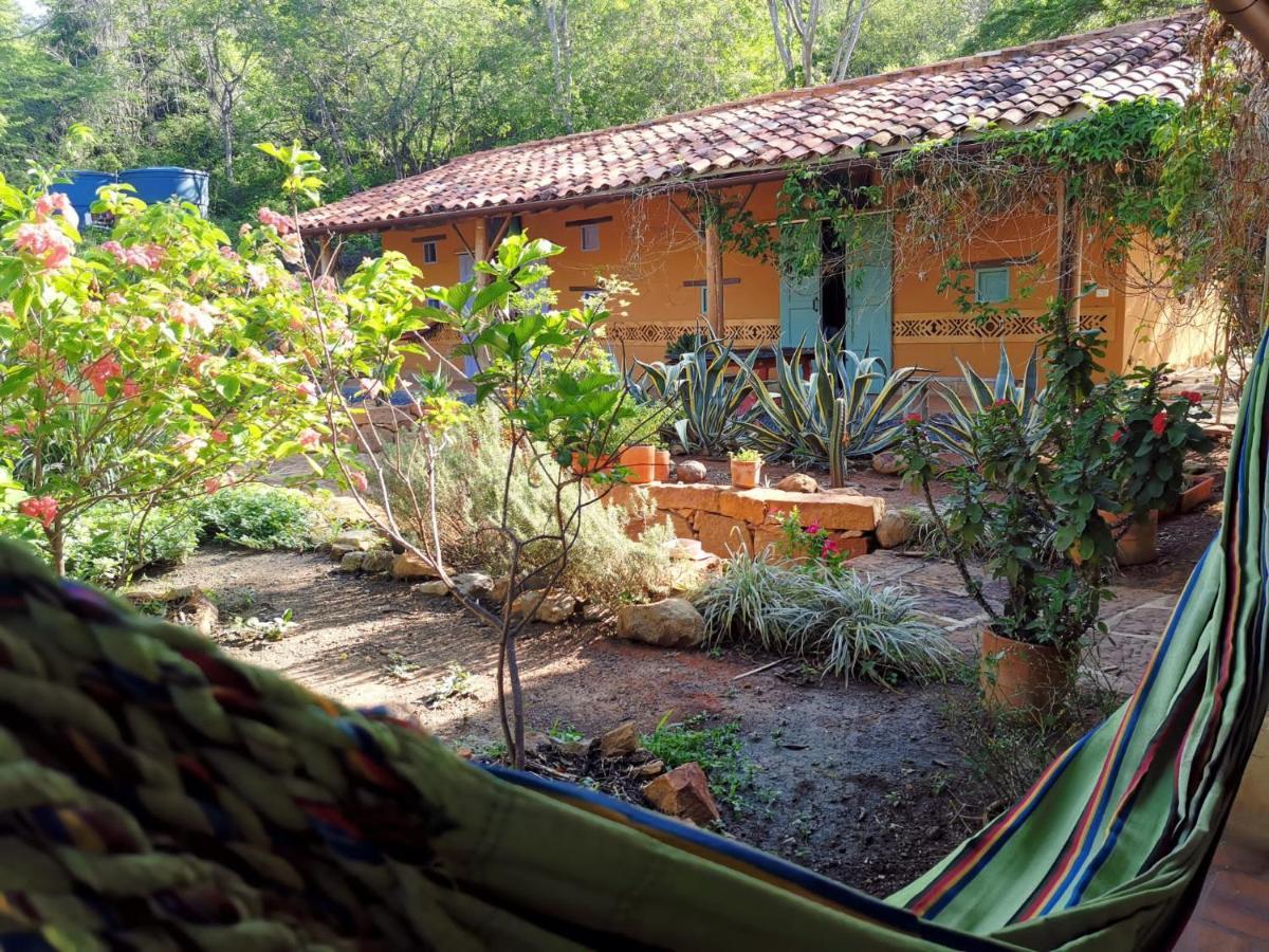 Nomad Hostal - Баричара Екстериор снимка