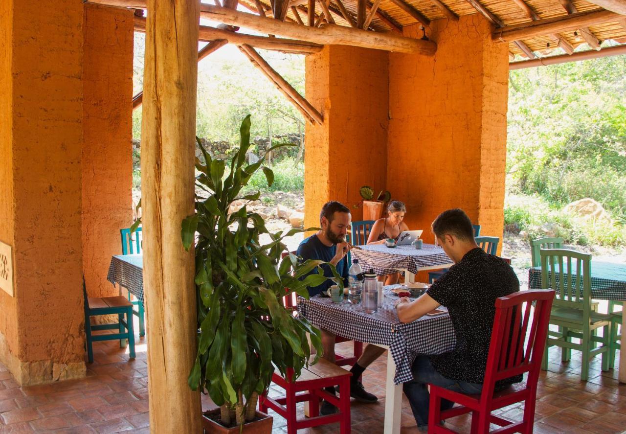 Nomad Hostal - Баричара Екстериор снимка