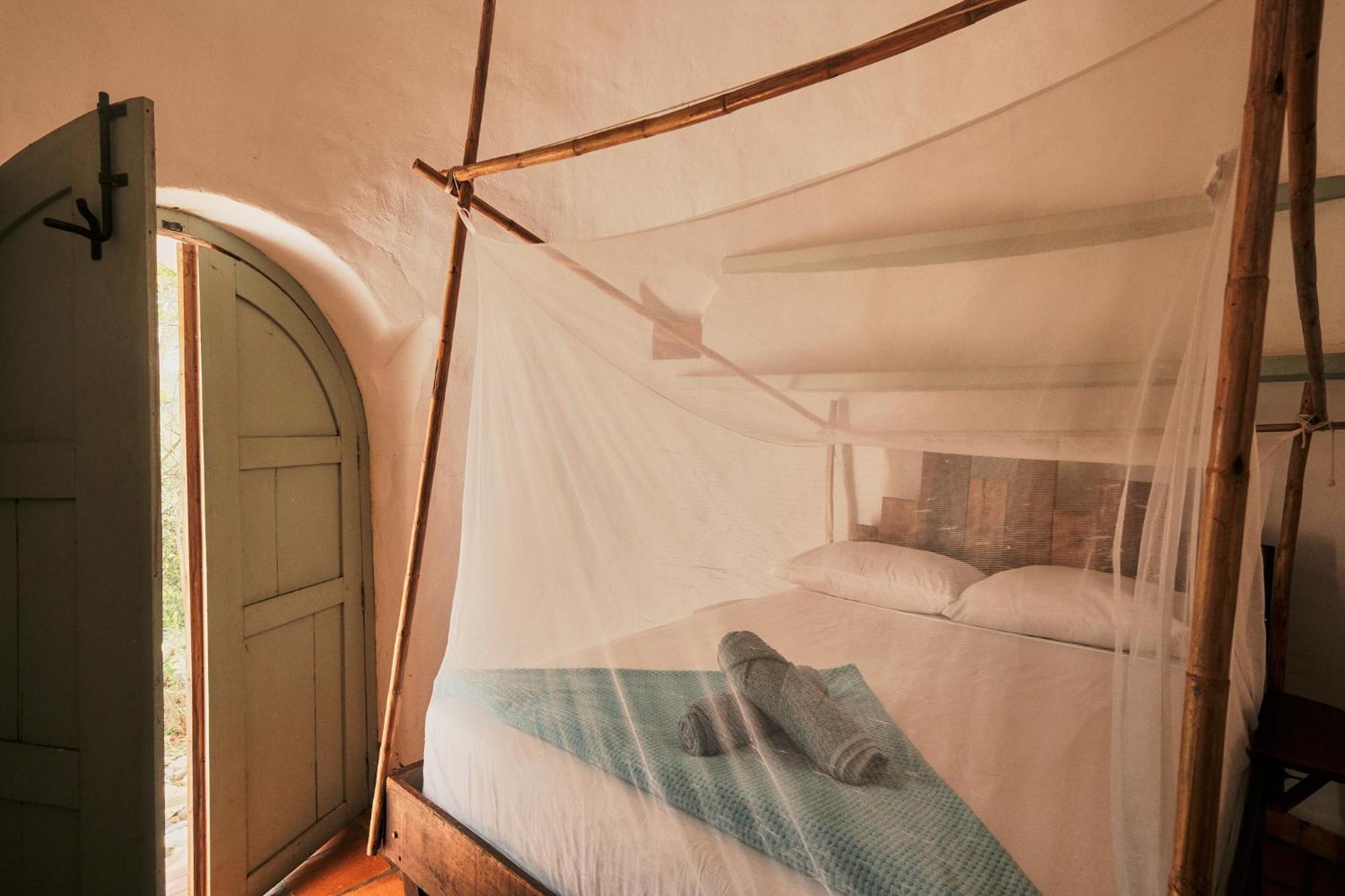 Nomad Hostal - Баричара Екстериор снимка
