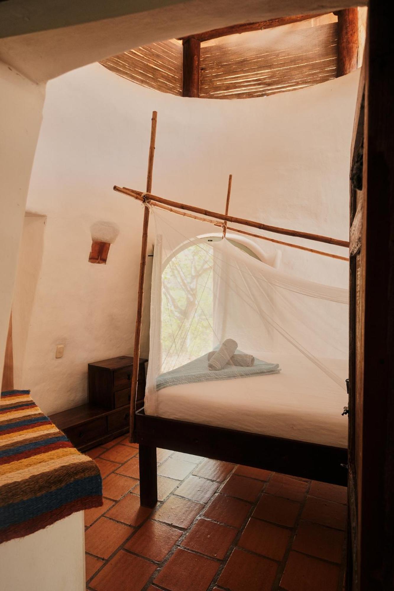 Nomad Hostal - Баричара Екстериор снимка
