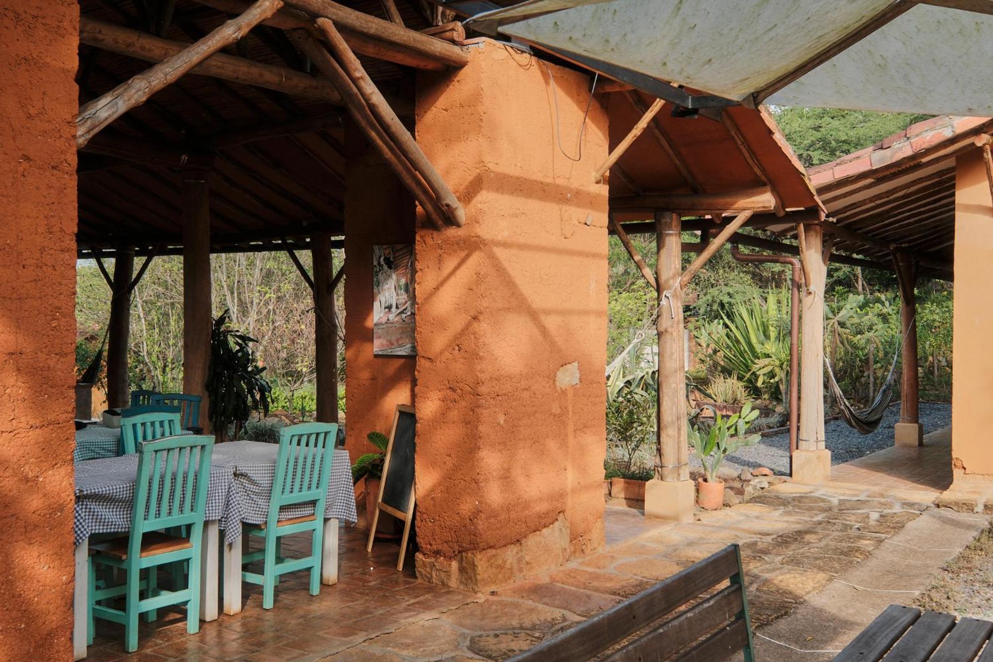 Nomad Hostal - Баричара Екстериор снимка